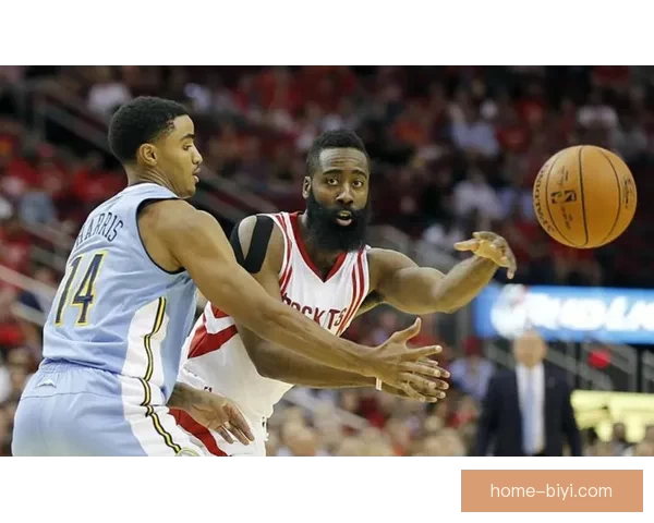 斯特鲁斯手感火热今夜投篮如有神助获哈登盛赞巨大肯定与荣幸时刻